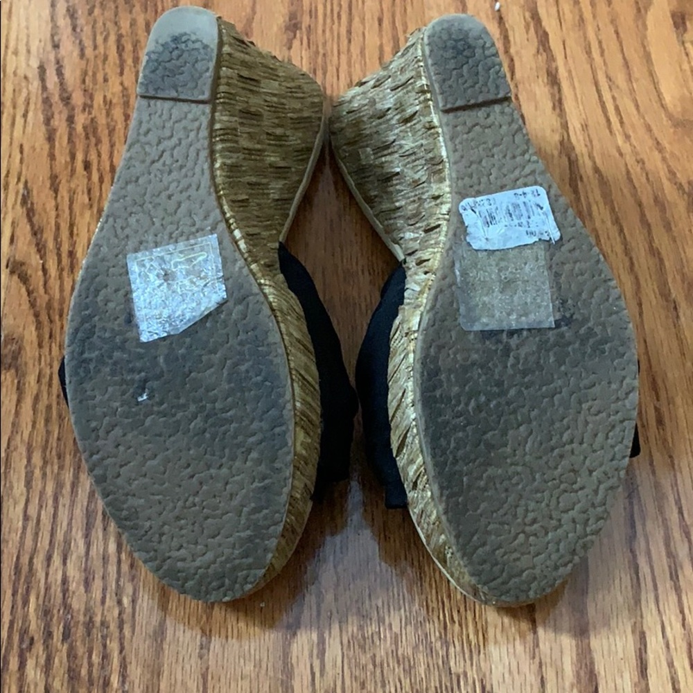Also platform sandals - Picture 4 of 4